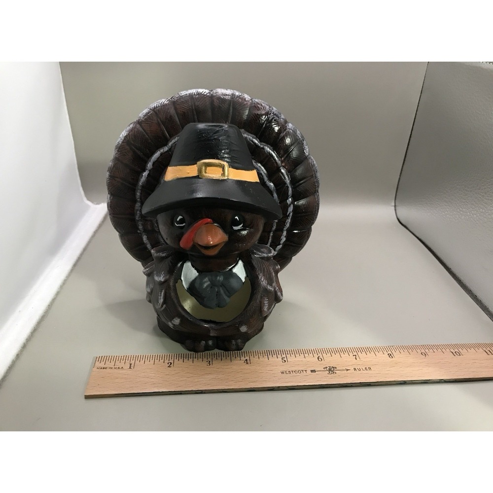 Ceramic Tom Turkey Wearing Pilgrim Hat